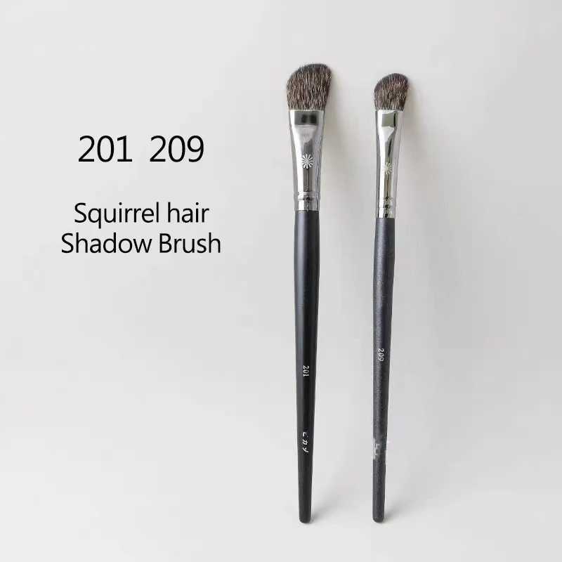1pc Animal hair Angled Shadow Makeup Brushes Blending Multifunctional Eyeshadow Nose Makeup brush squirrel 201 209W250605