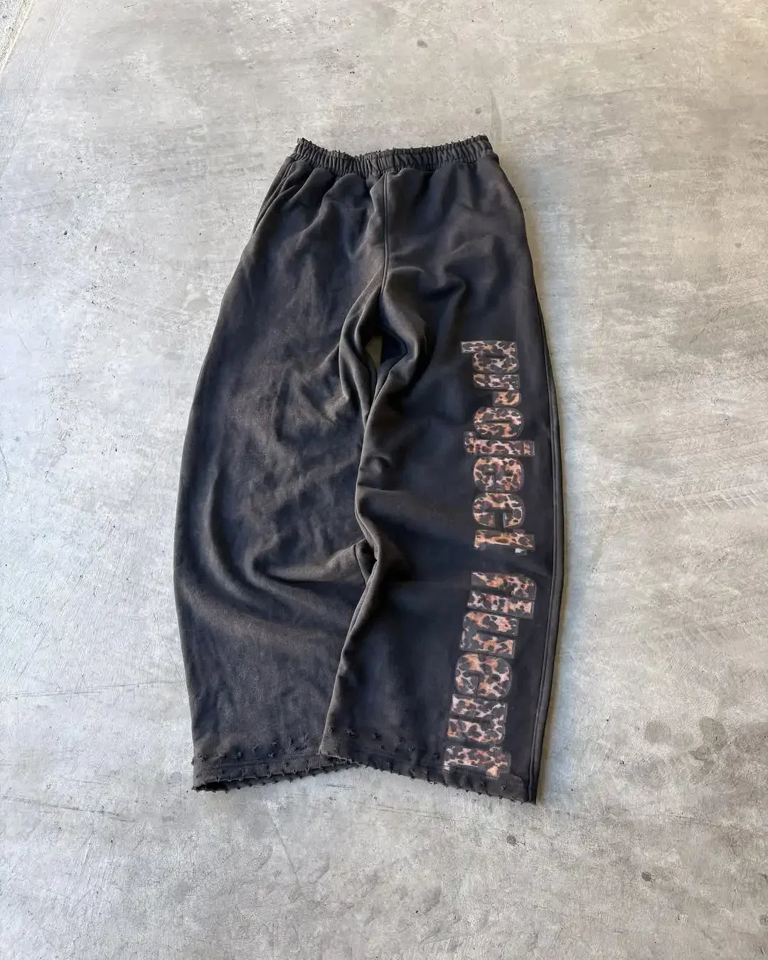 Y2K Fashion Leopard Print Patch Casual Pants Men Women Harajuku High Waisted Jogger Drawstring Loose Straight Leg Cargo Trousers 250604