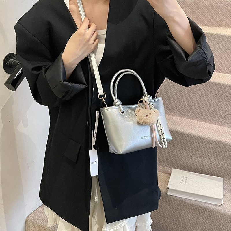 designer Fashion Simple Basket Bucket Bag for Women 2025 Summer New Casual Versatile Handbag Shoulder Crossbody Bag