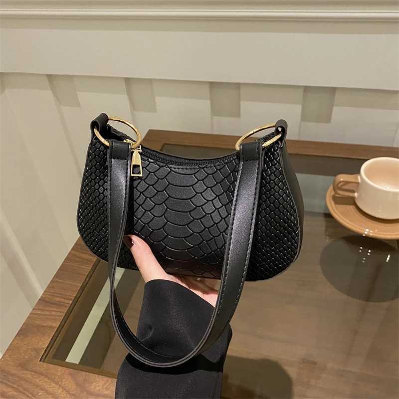 Luxury Odile Pattern Shoulder Bag for Women Large Capacity Commuter Bag Quality Leather Square Shape with Pocket Underarm Bag XJ250605