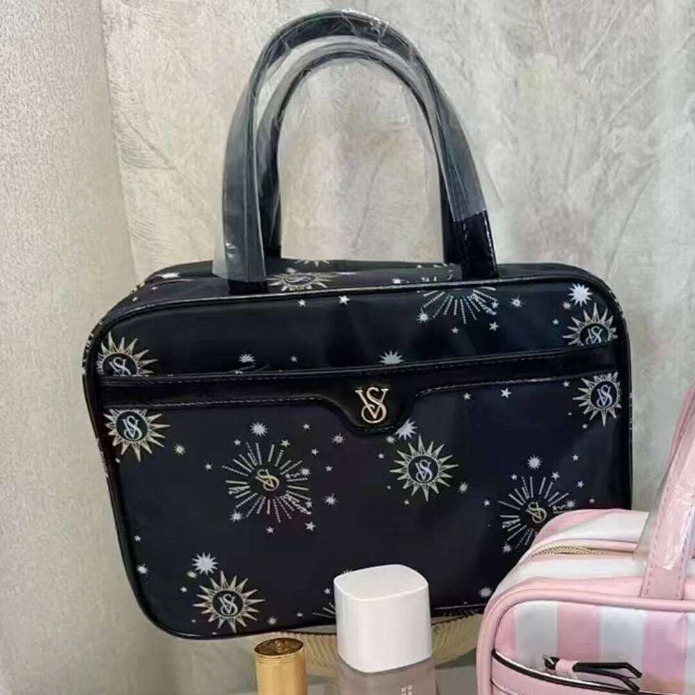 Women's Bags Designer Large Capacity Portable Toiletry For Women Double Layer Travel Cosmetic Clutch Bag With Hook High-Quality Kids' Bags