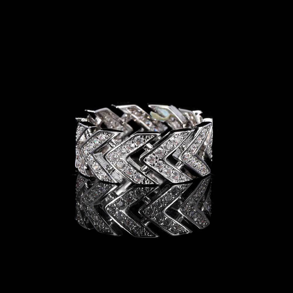 New hip hop V-shaped arrow ring real gold plated copper set Moissanite hiphop mens ring moissanite