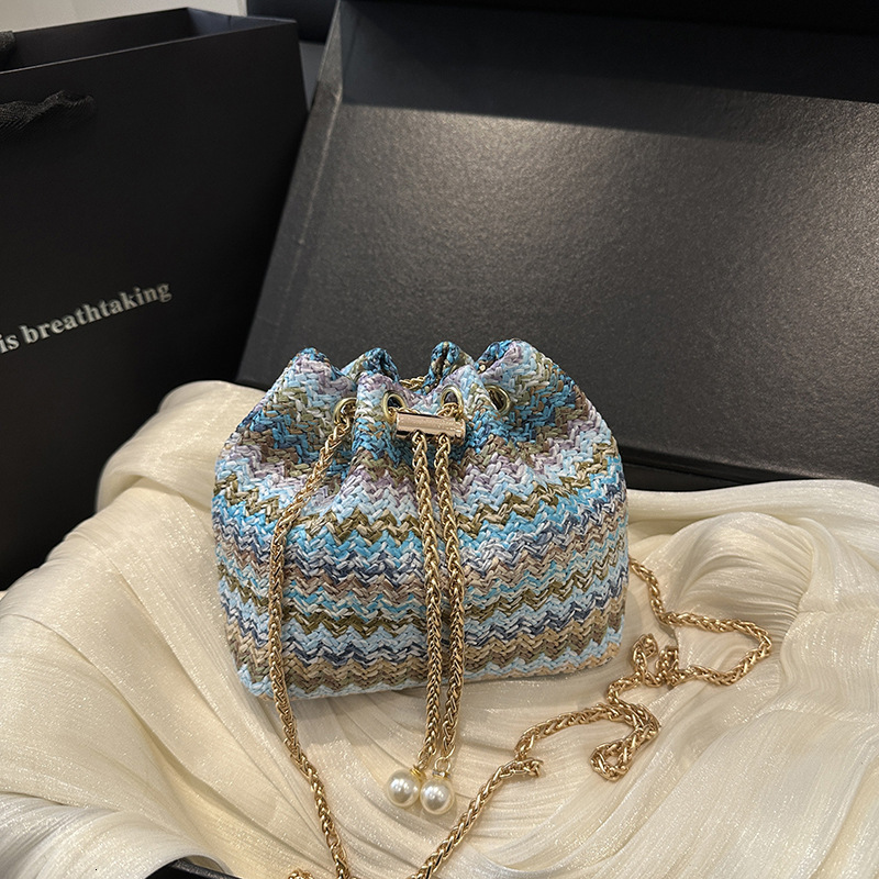 designer Summer New Casual Simple Fashion Personality Bucket Bag 2025 Stylish Niche Women's Textured Shoulder Crossbody Bag