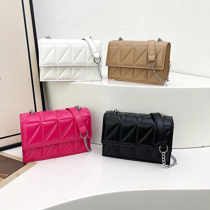 Top brand high-quality new free designer bag 2025 new trend Korean fashion quilted chain embroidered mini diagonal shoulder bag new free designer bag