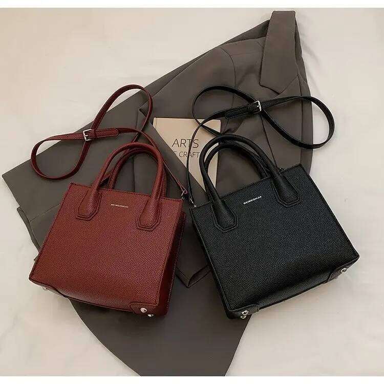 Women's Bags Designer New Spring Women's Croissant Shoulder Bag PU Build, Zipper Design A Must - Have Casual Purse For Street Style, Outdoor