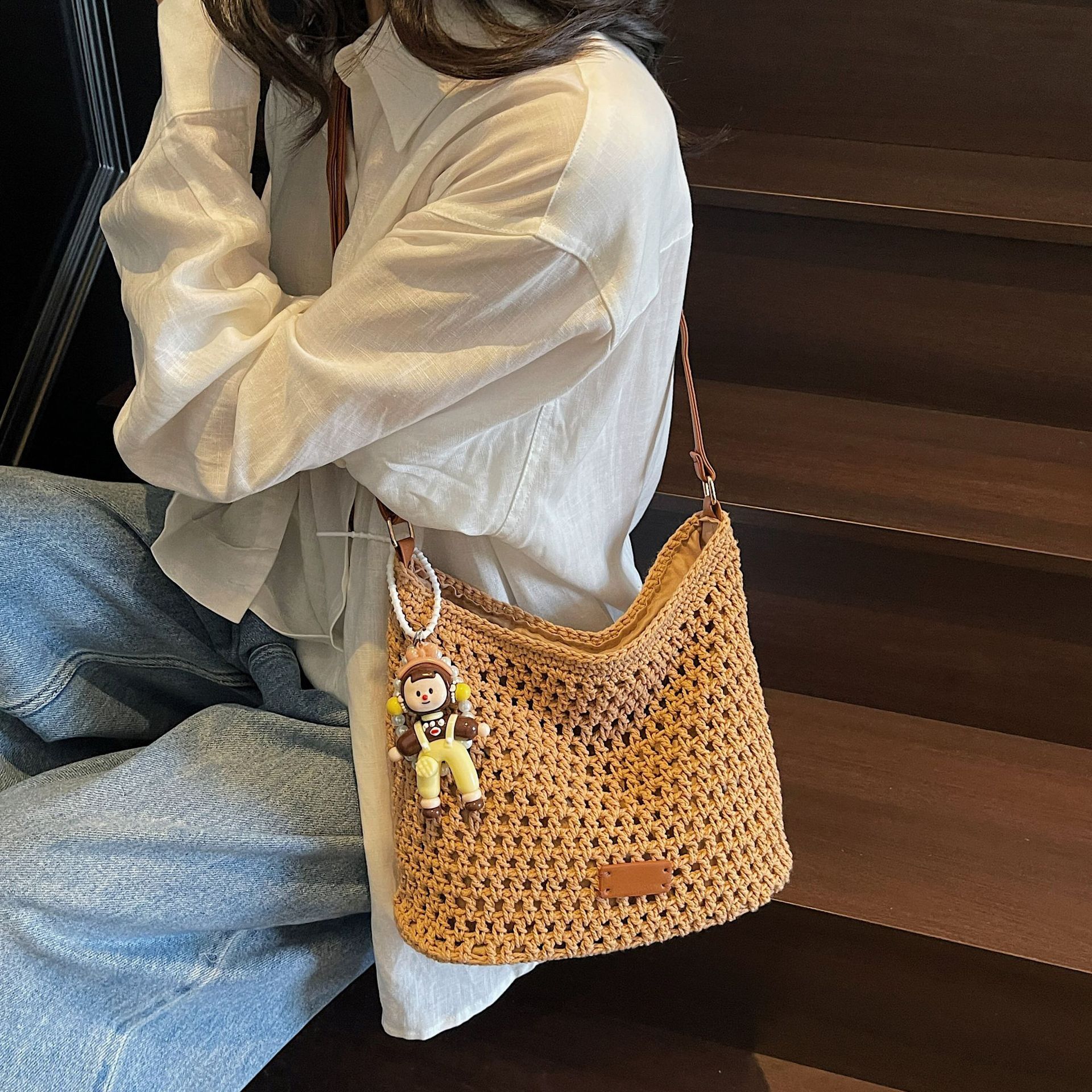 designer Woven Hollow Out Bag for Women 2025 New Summer Beach Vacation Travel Tote Bag Beach Bag Single Shoulder Underarm Bag
