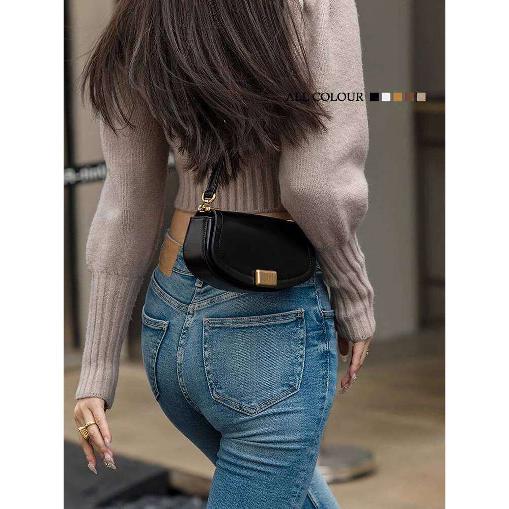 High-End Luxury Niche Black Underarm Women 2025 New Commuter Shoulder Crossbody Saddle Bag for Summer