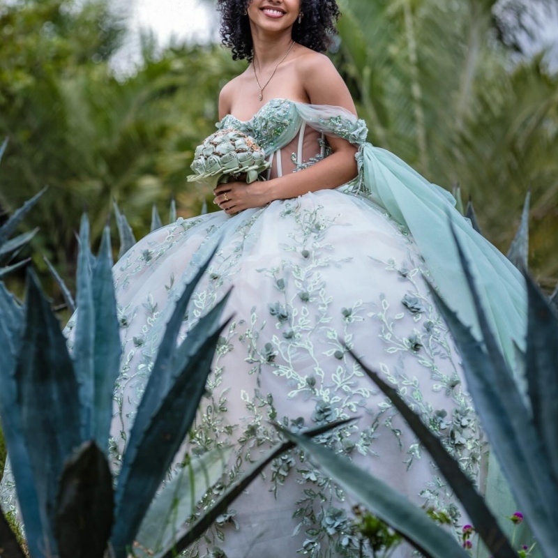 Mint Green Quinceanera Dresses Birthday Party Ball Gown Off the Shoulder Lace Appliques Flower Beads Tull Vestidos De 15 Anos Sweet 16 Dress