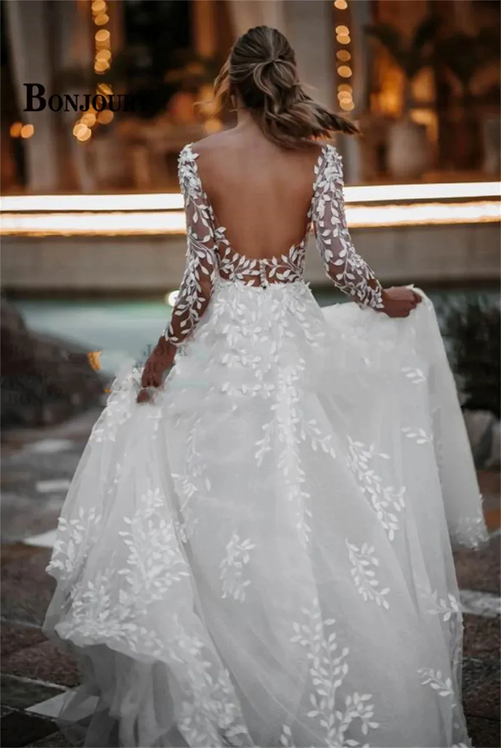 Boho A Line Wedding Dresses Lace Appliques Long Sleeves Ivory Tulle Bridal Gowns Court Train Sexy Backless Beach Vestido De Novia