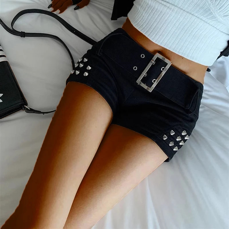 Female American Low Waist Night Club Jeans Girls Fashion Metal Rivet Decoration Harajuku Pants Women Sexy Black Y2k Shorts 250604