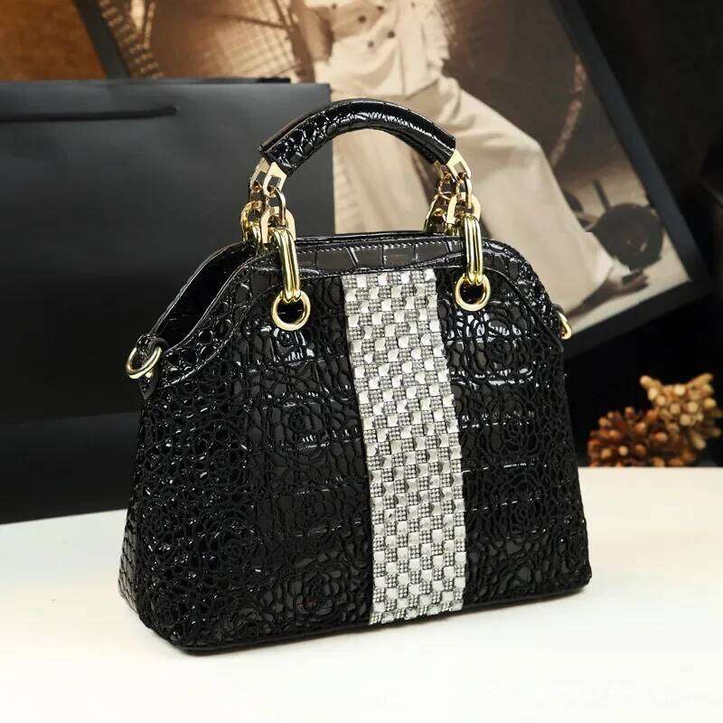 New Crocodile Pattern Elegant Handbag Midlife Women's Mom Bag Patent Leather Lace Embedded Single Shoulder Crossbody