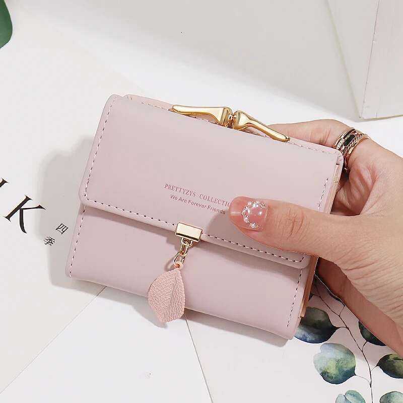 summer Explosion-style women's short wallet Korean PU leather simple everything with solid color personality leaf pendant b