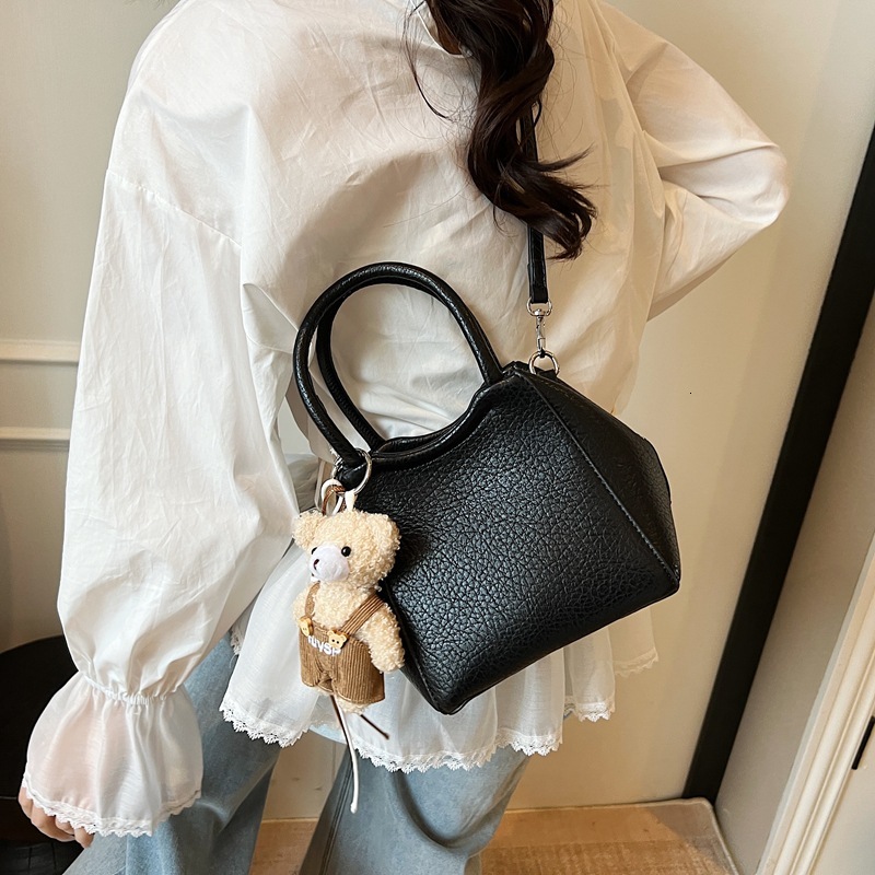 designer High-End Bag for Women 2025 New Light Luxury Niche Handbag Basket Bag Stylish Versatile Shoulder Crossbody Small Bag