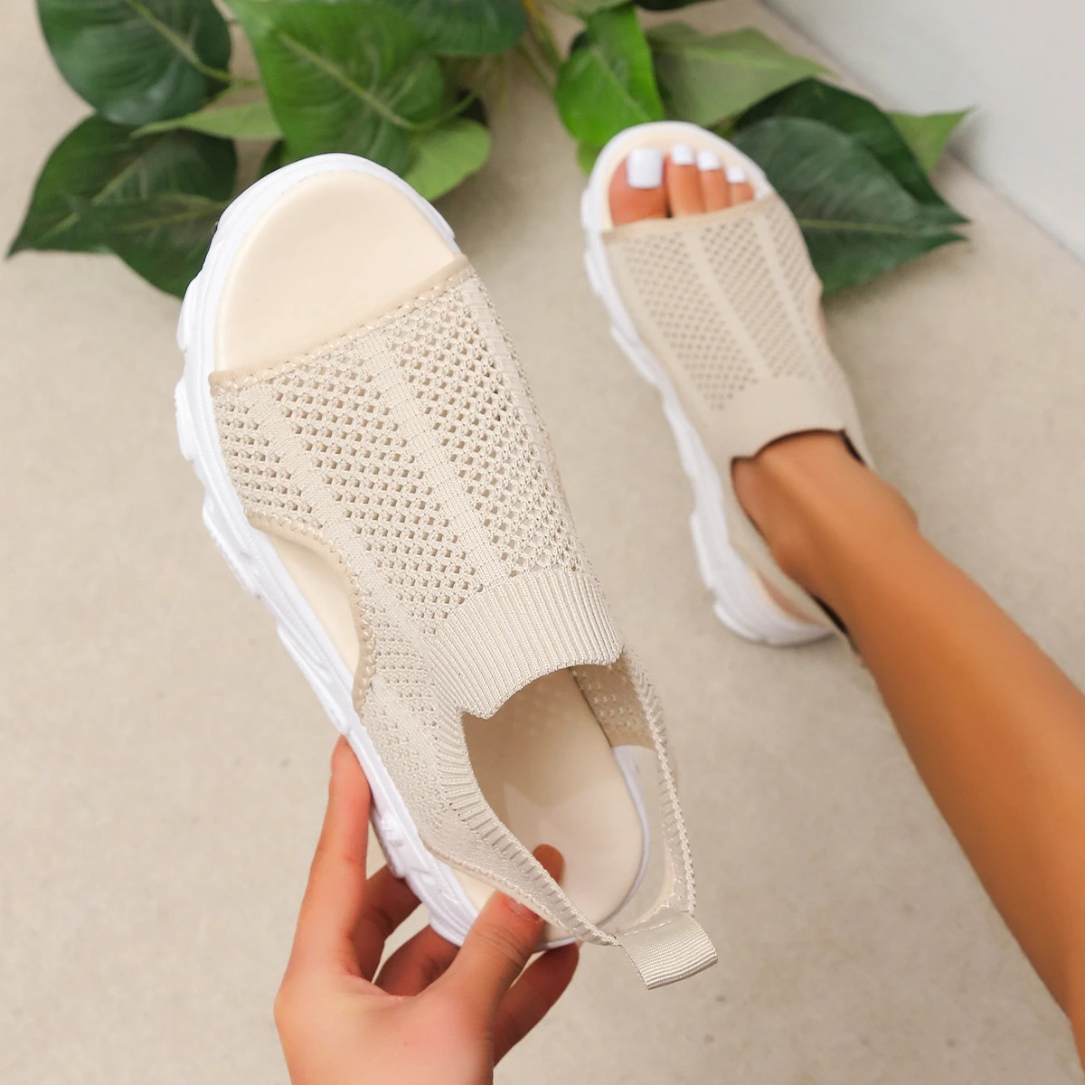 Women Slip on Sandals Summer Thick Bottom Round Head Mesh Hollow Slippers Casual Comfort Shoes Breathable Nonslip 250605