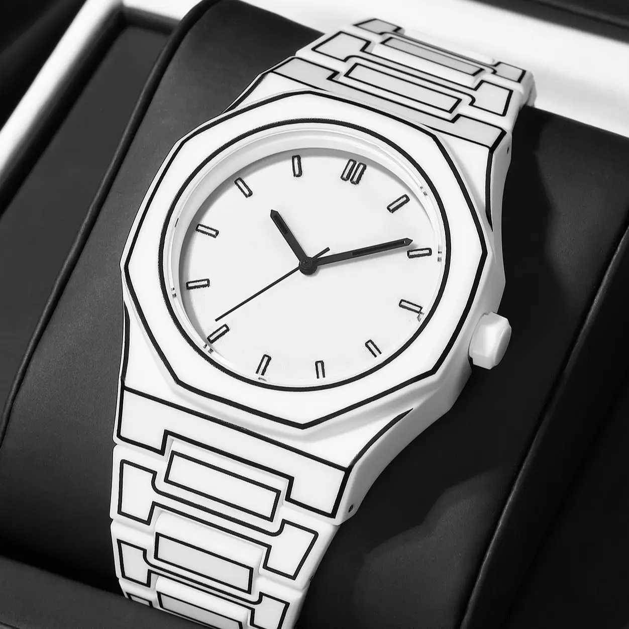 Modern Minimalist Sketching Creative Sports Leisure Watch Black Blue White Creative Design Waterproof Watch Y250605