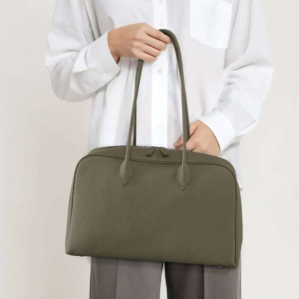 Women's Bags Designer Autumn/Winter High-End Feelniche Top Layer Cow Shoulder Trendy Genuine Leather Women's Handbag Guangzhou Box Bag