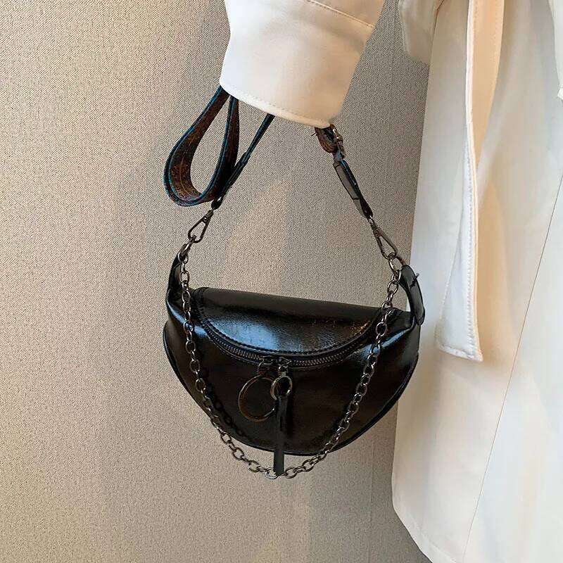 Retro Female Belt Fashion Leather Fanny pack Handbag Designer Chain Shoulder Crossbody Chest Bags New Woman Saddle Waist Bag
