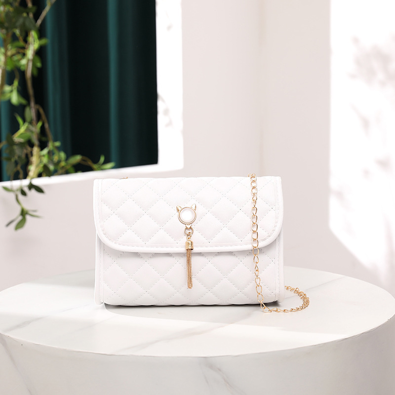 Top brand high-quality new free designer bag new cross-border handbag embroidery high-quality multifunctional shoulder fashion tassel bag new free des