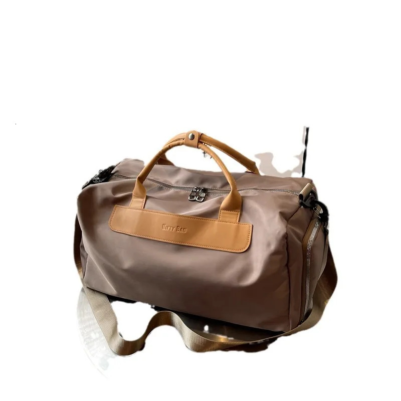 large Capacity Portable Handbag Leisure Fitness Sports Travel Bag Korean Fashion Receive Gym Bag 250530