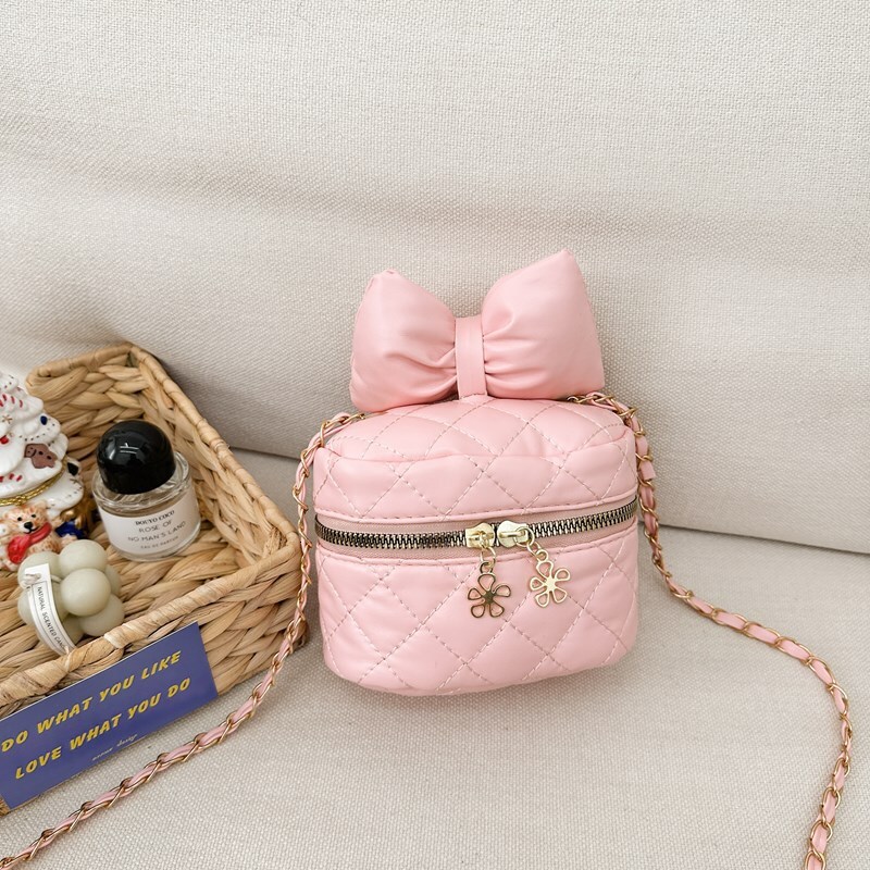 Top brand high-quality new free designer bag fashionable and sweet little princess quilted bow candy colored shoulder width bag new free designer bag