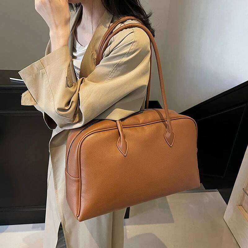 Women's Bags Designer Fashion Ladies Handbags Large Capacity Commuter Underarm Versatile Bowling Shoulder New High Quality Elegant Women's B