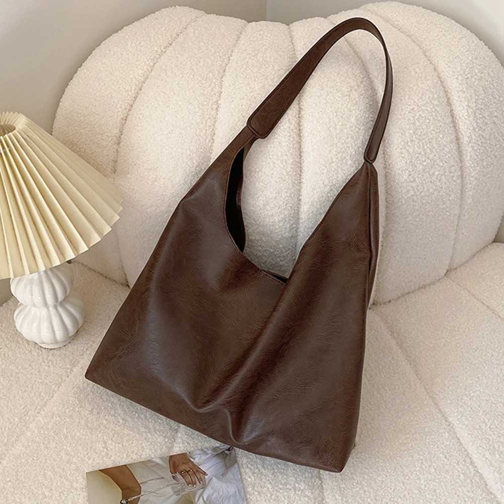 Lightweight PU Soft Leather Tote Bag Large Capacity Women Big Shoulder Bag Underarm Bag Hasp Closure Casual Style Commuting Bag XJ250605