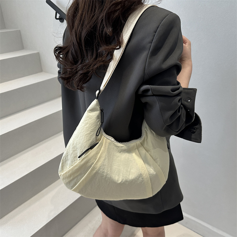 designer Minimalist Casual Niche Design Large Capacity Bag 2025 Spring New Fashionable Women's Shoulder Tote Bag