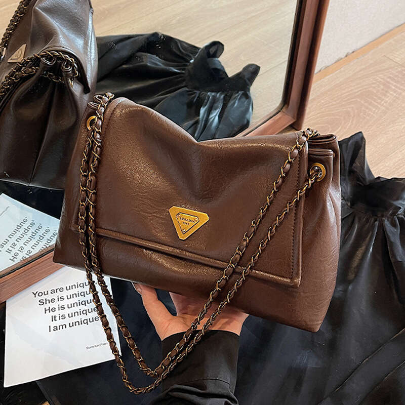 New Women PU Shoulder Bags Chain Crossbody Bag Large Capacity Tote Bags Fashionable Versatile Casual Style Simple Exquisite Brown Free shipping Classi