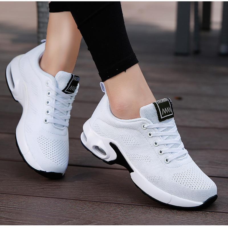 New Korean Style Flyknit Sports Casual Breathable Soft Sole Air Cushion Student Versatile Large Size Women S Casual Shoes Shoes Trend Ddmysaturn