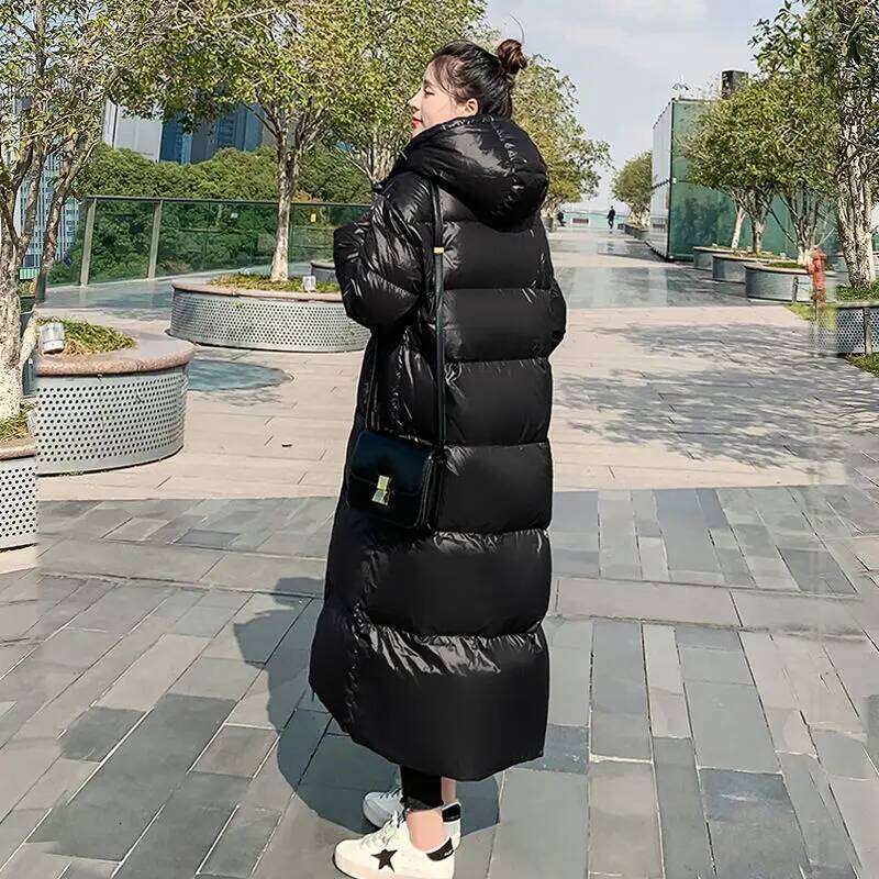 Coats Designer Women 2025 New Thicken Snow Parkas Fashion Windproof Glossy Down Cotton Hooded Women Jacket Winter Loose Long Coat 4Xl Ladies Outwear D