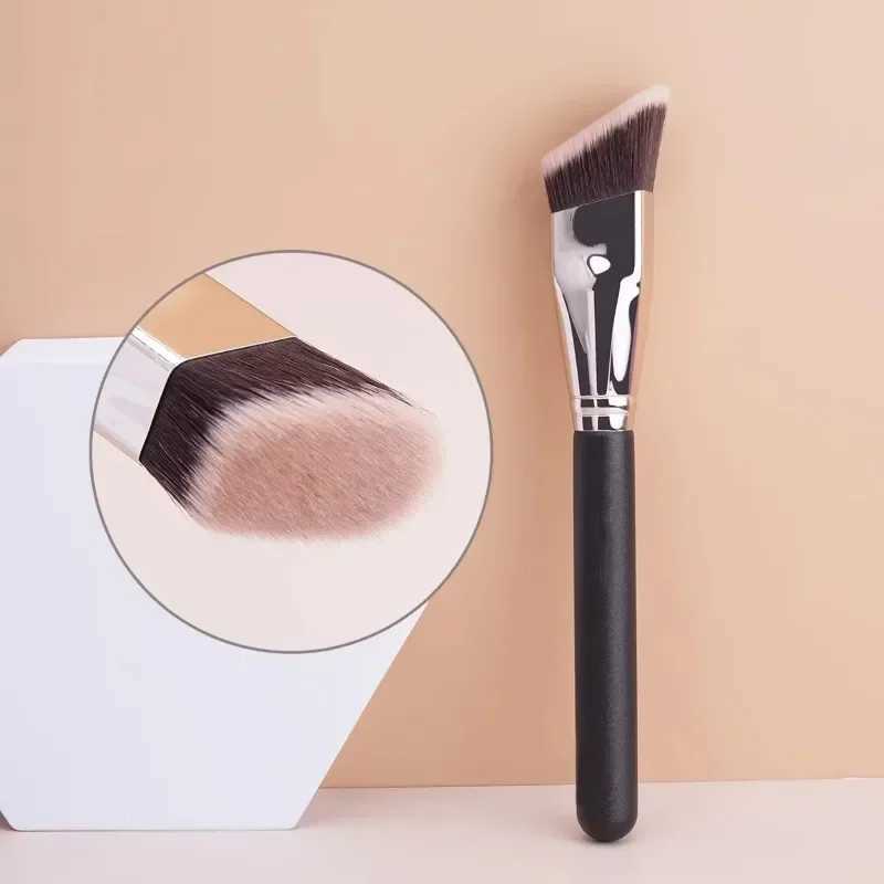Angled Liquid Powder Contour Makeup Brushes Cream B Liquid Foundation Blending Brush Angled Professional Beauty Tools W250605