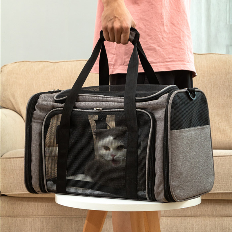 pet bag collapsible portable for dog cat go out traveling Carrier oblique slung ventilate mesh shelter two uses zipper Pet carrier bag Breathable pet 