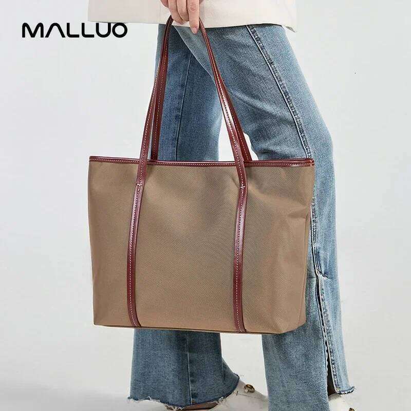 Designer Bags 2025 Female Fashion Designer Shoulder Bags Women's Nylon Lithe Facilitate Ladies Casual Soft Tote Handbag For Lady Bag Luxury Bag