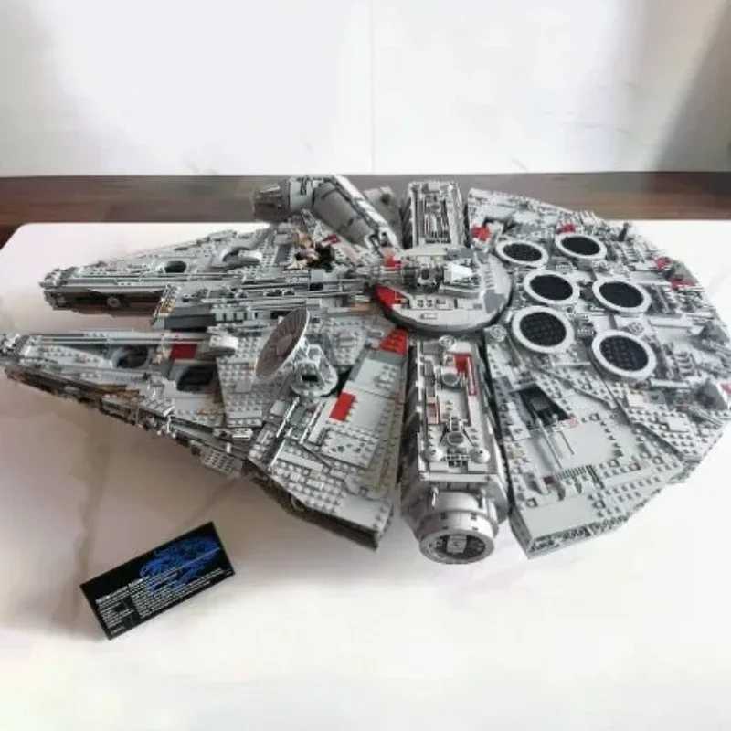 83226 81085 Birthday Christmas Gifts The Large Millennium Ship Falcon Building Blocks Compatible 75192 05132 Toys For Kids XQ003 W250605