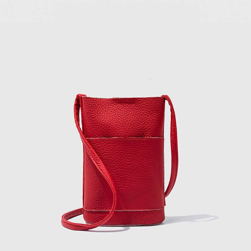 Niche Texture Togo Top Layer Leather Simple Small New Fashion Phone 2025 Korean Style Versatile Crossbody Bag