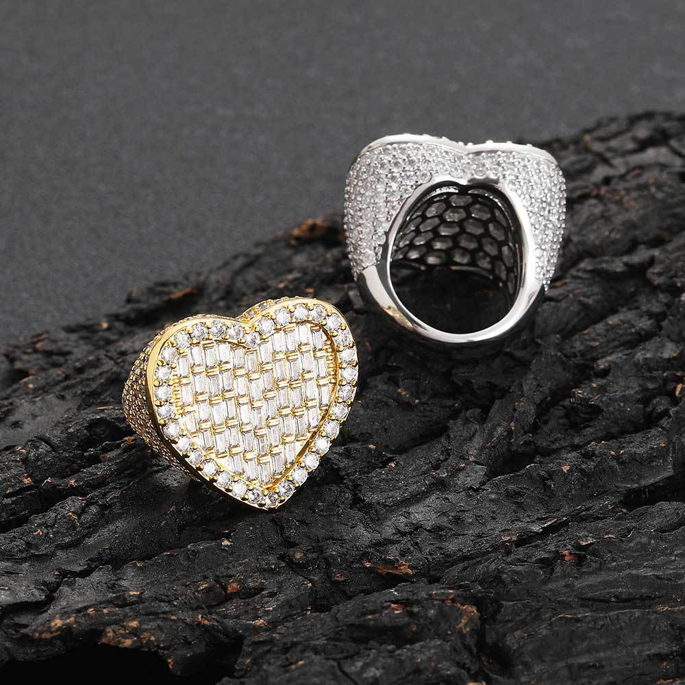 New Street Style Trendy Vertical T Square Heart Ring Personality Hip Hop Moissanite Heart Ring moissanite