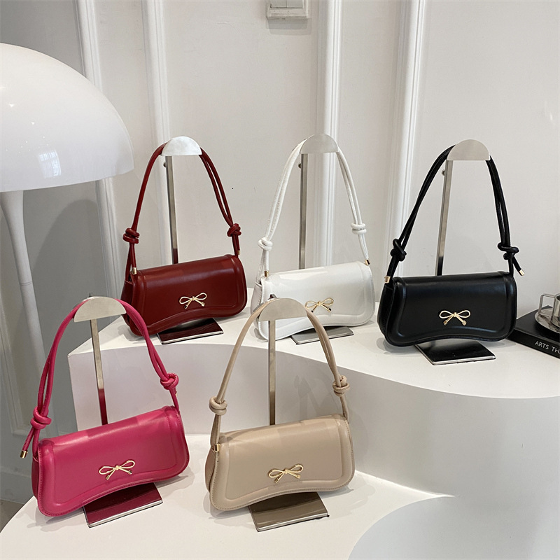 designer Casual Texture Personality Trend Baguette Bag Fashion 2025 Spring New Simple Stylish Women's Shoulder Crossbody Bag