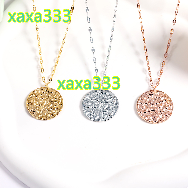 Simple 18k Gold Plated Hammered Texture Round Disk Pendant Necklace Stainless Steel Custom Letter Initial Necklace Women