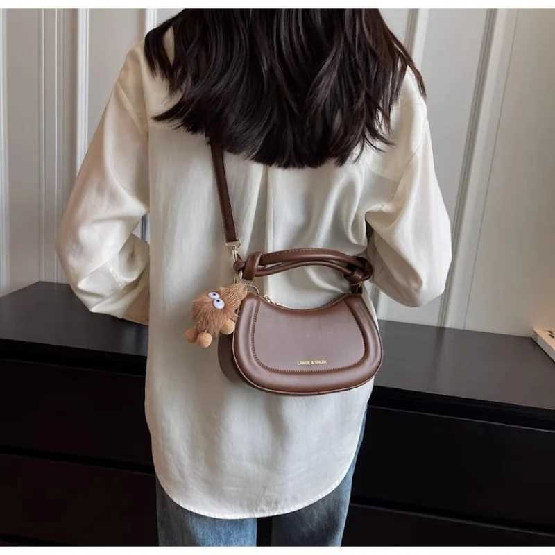 Niche Design Simple Bag Women New Trend Texture Hand Bag Autumn Senior Sense Single Shoulder Commuter Crossbody Bag XJ250605