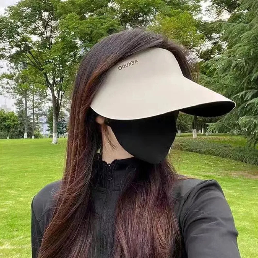 Simple Breathable Seamless Visor Cap Sun Protection Large Brim Women Sun Hat Sun Visor Anti-UV Sunscreen Empty Top Cap for Women 250603