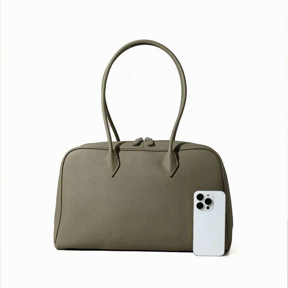 Women's Bags Designer Autumn/Winter High-End Feelniche Top Layer Cow Shoulder Trendy Genuine Leather Women's Handbag Guangzhou Box Bag