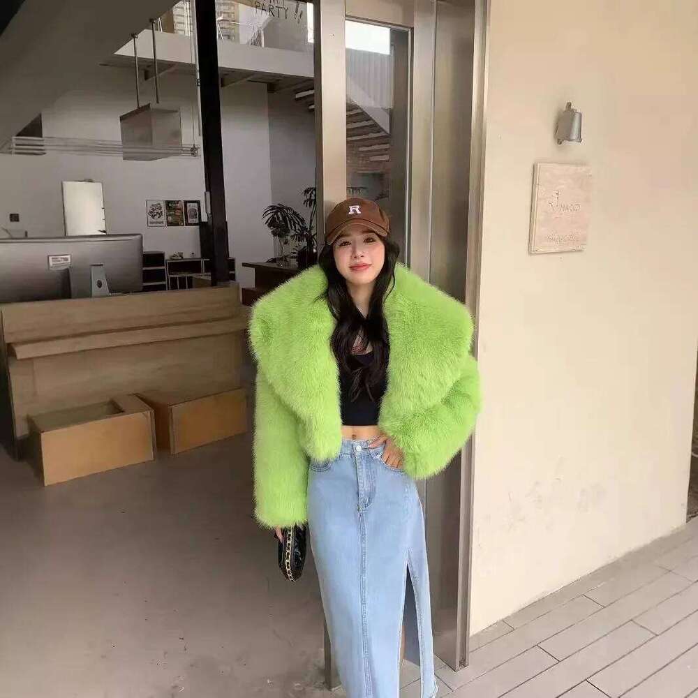 Fluorescent Green Environmentally Friendly Fox Short Korean Fluffy Fur Warm Jacket for Women