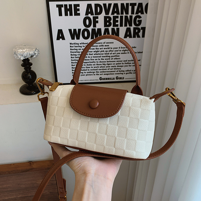 Free Shipping Designer Bag Advanced Texture 2025 New Versatile Crossbody Fashionable Super Popular Women's Bag