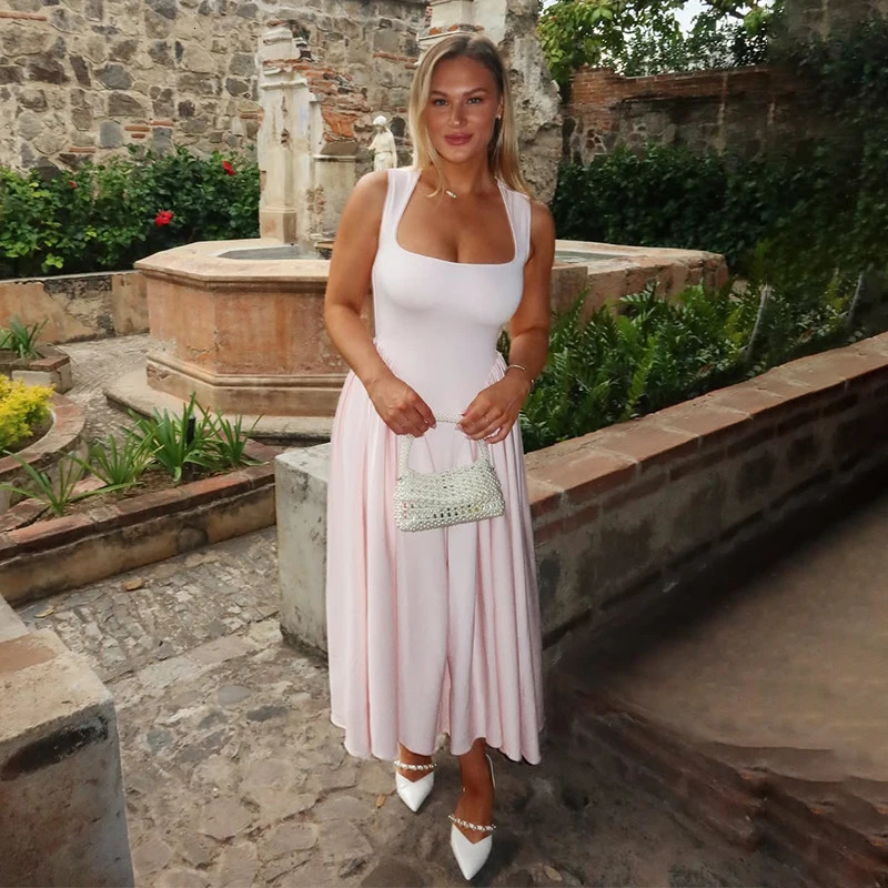 Elegant French Style Pink Strap Dress Spring FloorLength Gown Square Neckline Charming European And American CrossBorder 250604