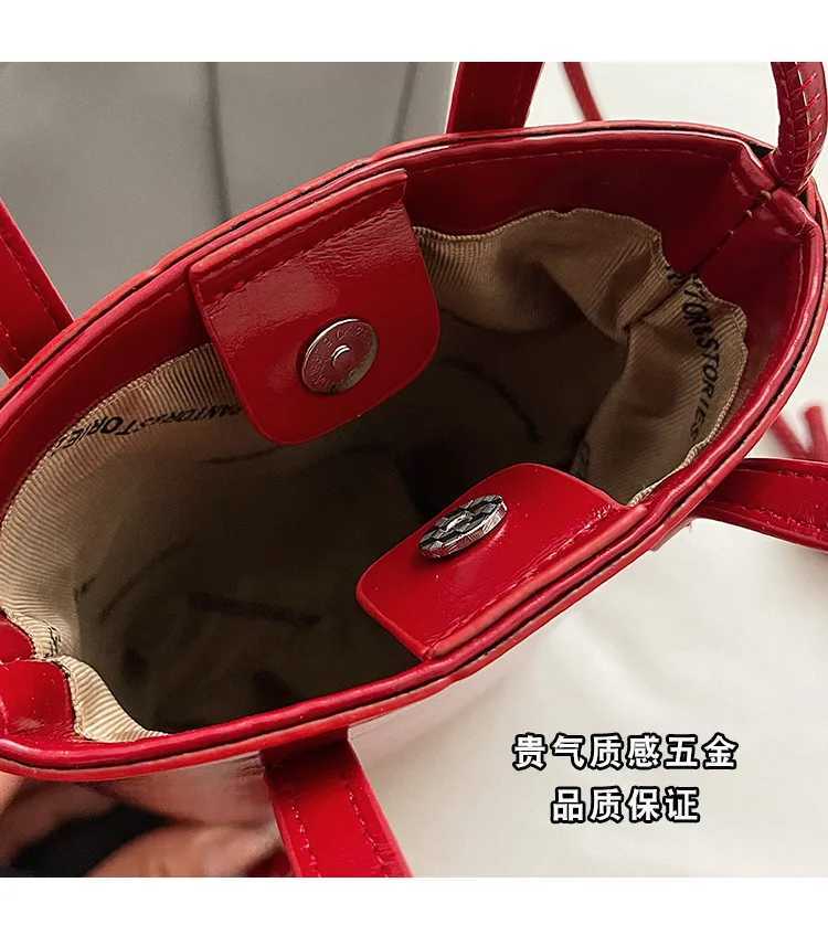 PU Leather Mini Crossbody Bag for Women 2025 New Korean Fashion Luxury Shoulder Bags Female Simple Retro Handbags and PursesT251213