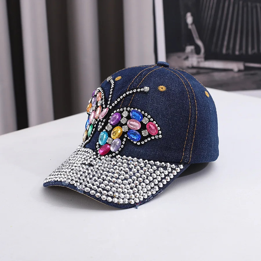 Fashionable And Versatile Outdoor Casual Baseball Cap With Colorful Diamond Inlay Trendy Butterfly Middle-Aged Duckbill Cap 250603