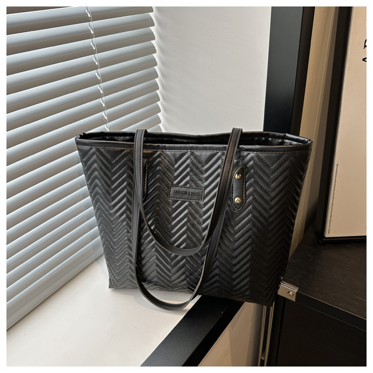 designer High-End Large Capacity Handbag Tote Bag for Women 2025 Spring New Commuter Bag Cross-Border Foreign Trade Dropshipping Shoulder Bag