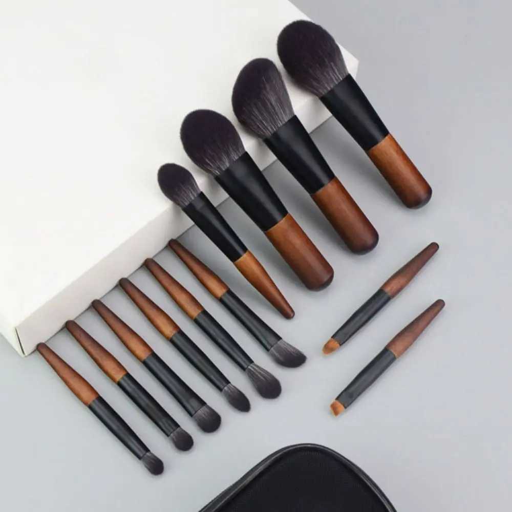 12Pcs Lip liner Mini Makeup Brush Set Wood Furry Eyeshadow Make Up Kit Cosmetic Tool with Storage Box Concealer Brush Set for WomenW250605