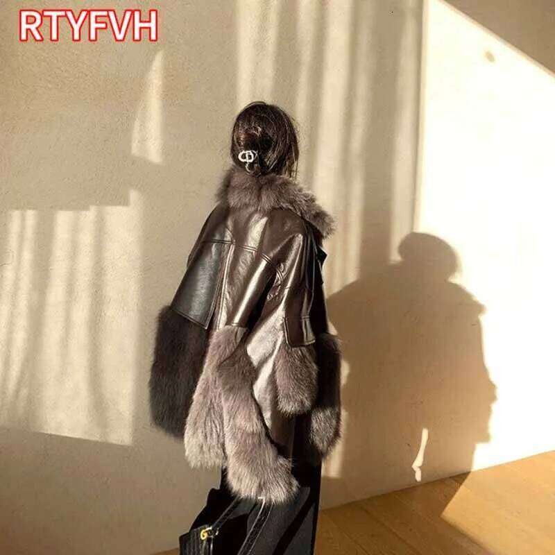 Vintage Thick Warm Women's 2024 Winter New Korean Fashion Imitation Fox Fur Padded Coat Street