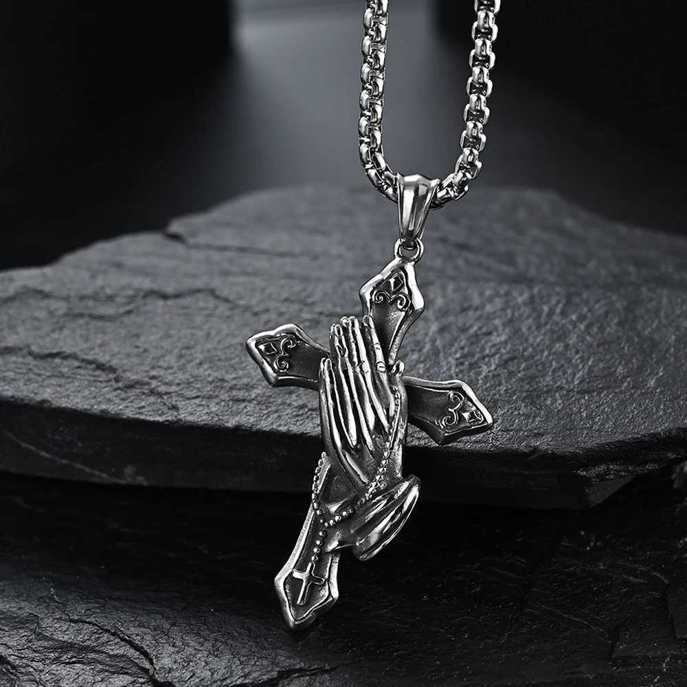 Vintage Praying Hands Cross Pendant Necklace hip-hop Stainless Steel Chain Neck Accessories Hip Hop Rock Jewelry 2025 Gifts XJ250604